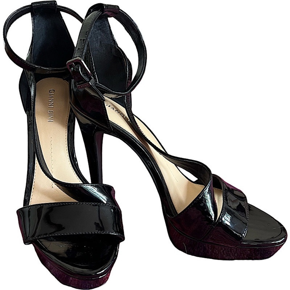 Gianni Bini Black Patent Leather looking Strappy Heels